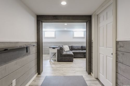 20 Grand Hvn Dr, Commack NY 11725-3126 exterior