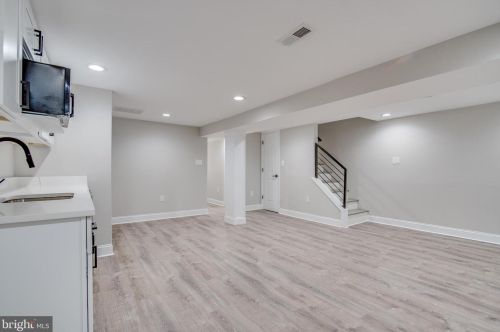 31 V St, Washington DC  20001-1012 exterior