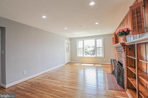 3807 Randolph Rd, Silver Spring MD  20902-1050 exterior