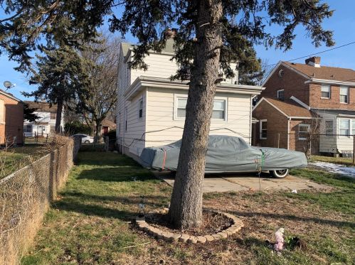 12730 Wallace St, Chicago IL 60628-7115 exterior