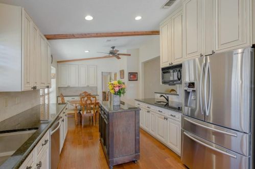 6715 Clearhaven Dr, Dallas TX 75248-4151 exterior