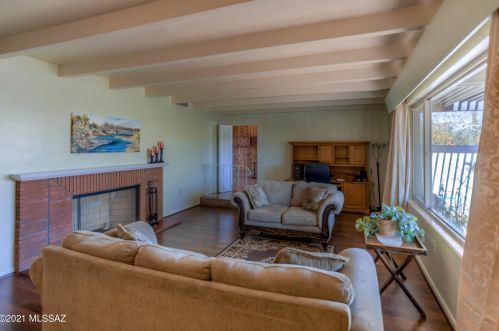 201 Irving Ave, Tucson AZ 85711-6239 exterior