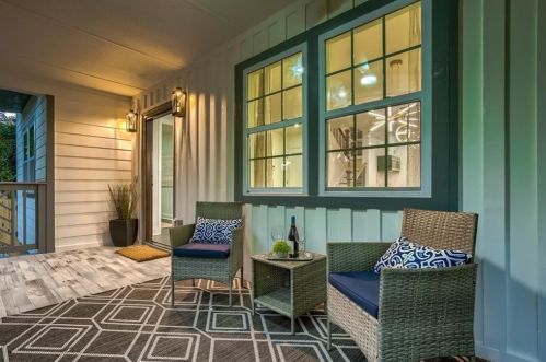 1415 Almont Dr, Atlanta GA 30310-3756 exterior