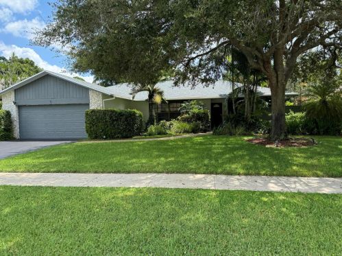 21080 Shady Vis Ln, Boca Raton FL 33428-1155 exterior