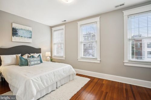 230 F St, Washington DC 20002-4931 exterior