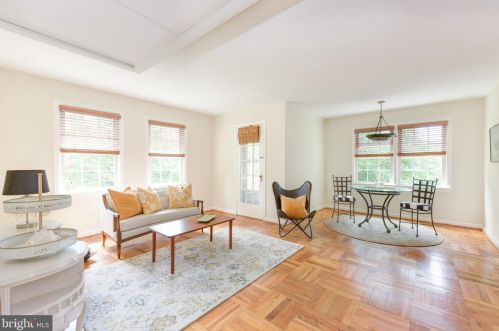 1301 Belle View Blvd, Alexandria, VA 22307-6642