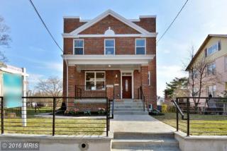 32 Longfellow St, Washington, DC 20011-2326