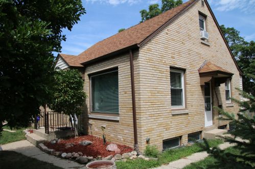 2860 47, Milwaukee WI 53210-1753 exterior