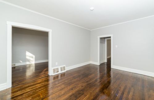 129 21 Ave, Broadview IL 60153-1474 exterior