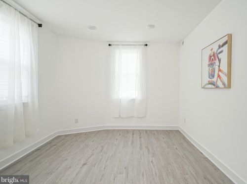 1650 Cheltenham Ave, Philadelphia PA 19126-2919 exterior