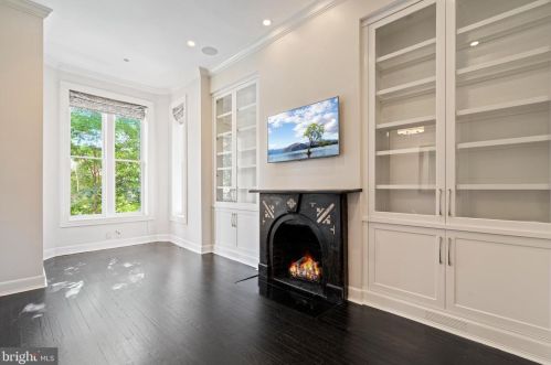 1840 15th St, Washington DC  20009-3938 exterior