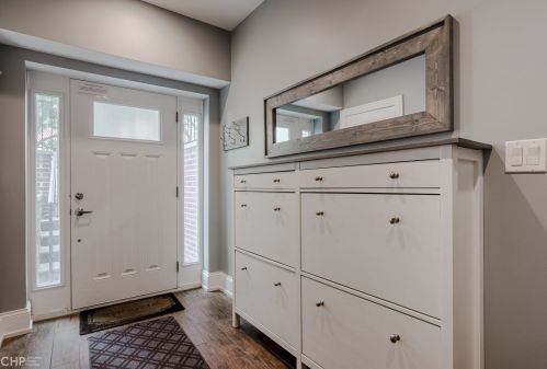 113 Elm St, Chicago IL  60610-2805 exterior