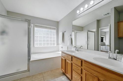 4537 Corran Fry Loop, Austin TX 78749-1117 exterior