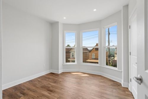 7716 Westmoreland Ave, Pittsburgh PA 15218-2130 exterior