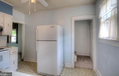 22 4 Ave, Runnemede NJ 08078-1302 exterior