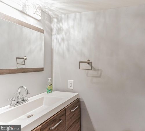 2634 17th St, Philadelphia PA  19132-3929 exterior