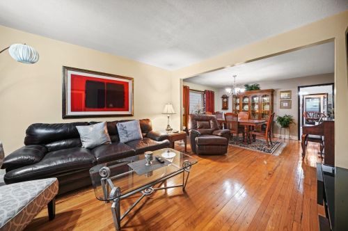 2230 Kenneth Ave, Chicago IL 60652-3531 exterior