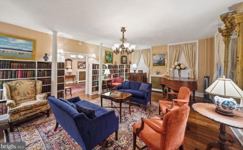 126 Fairfax St, Alexandria VA 22314-3331 exterior