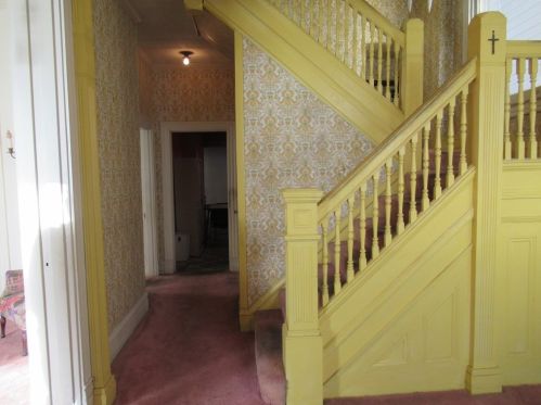 829 Euclid Ave, Pittsburgh PA 15206-1612 exterior