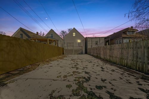 7250 Carpenter St, Chicago IL 60643-1525 exterior