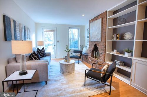 418 Capitol St, Washington DC  20003-4012 exterior