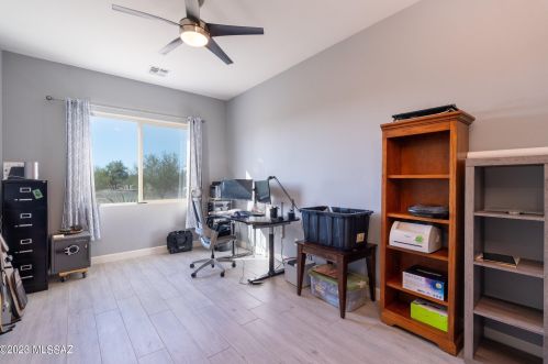 4358 Lambert Ln, Tucson AZ  85742-9084 exterior