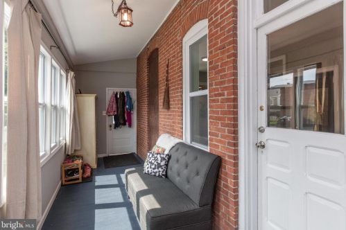 379 York St, Pottstown PA  19464-5261 exterior