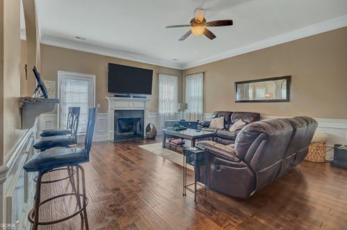 3968 Margaux Dr, Atlanta GA exterior