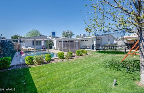 3129 41 Pl, Phoenix AZ 85042-6392 exterior