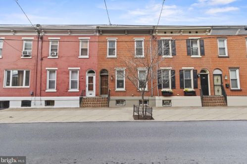 1530 17th St, Philadelphia, PA 19146-4717