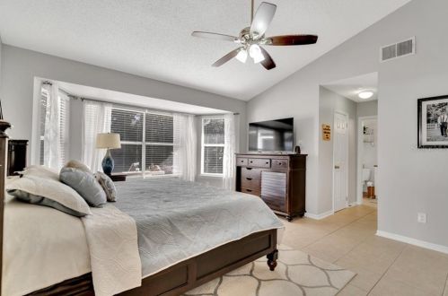 536 Remington Oak Dr, Lake Mary FL 32746-4993 exterior