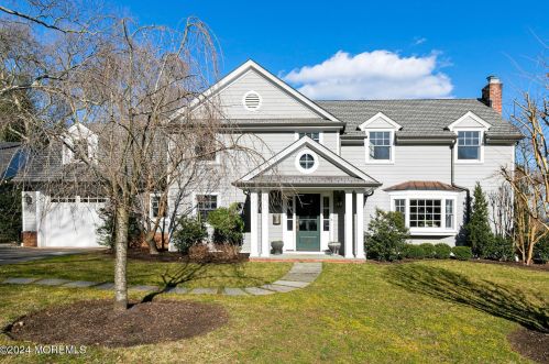 6 Cherry Ln, Locust, NJ 07760-1402