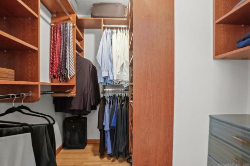 35 Dudley Rd, Wilton CT 06897-3508 exterior