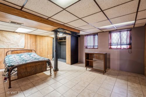 1227 73rd St, Chicago IL 60638-5918 exterior