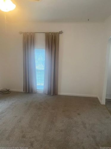 907 Monroe St, Lake Nepessing MI  48446-2055 exterior