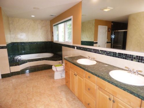 45 Nichols Rd, Huntington Station NY 11746-3474 exterior