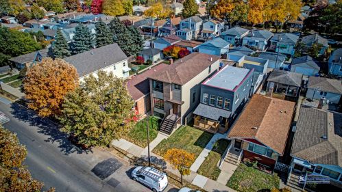 5319 Nagle Ave, Chicago IL  60638-1320 exterior