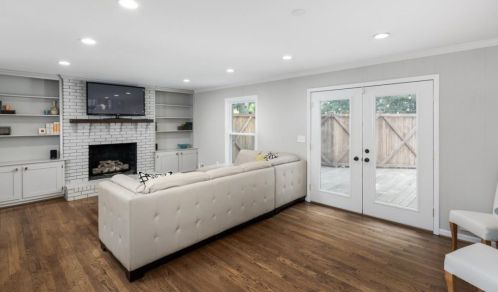 4094 Candler Lake Ct, Atlanta GA  30319-1728 exterior