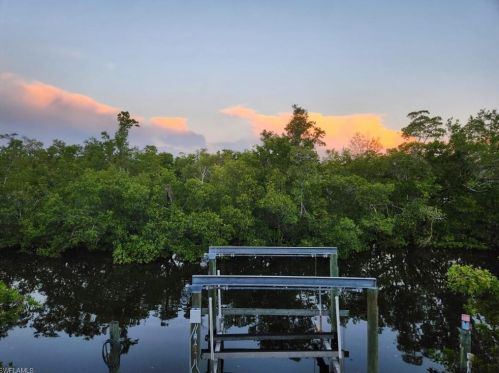 2958 Poplar St, Naples FL exterior