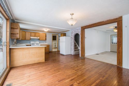 204 Adams St, Allegan MI 49010-1003 exterior