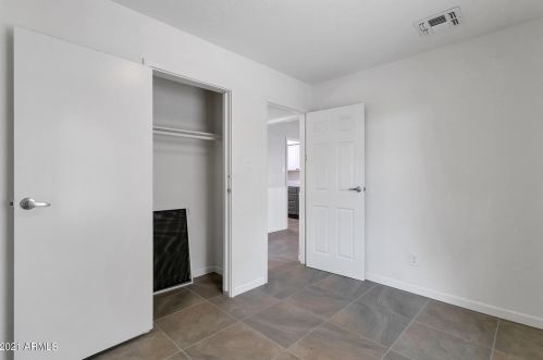 1610 38th Ave, Phoenix AZ  85009-2240 exterior