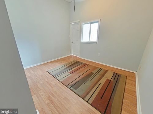 1422 Diamond St, Philadelphia PA 19122-1721 exterior