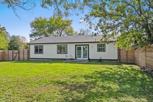 4802 Brassiewood Dr, Austin TX 78744-5107 exterior