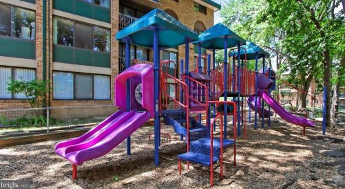 493 Armistead St, Alexandria VA 22312-2823 exterior