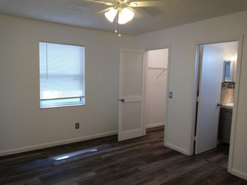 8604 Salerno Rd, Fort Pierce FL  34951-1356 exterior