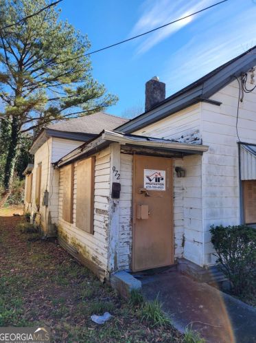 972 Hubbard St, Atlanta GA 30310-3136 exterior