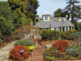 1111 Grizzly Peak Blvd, Berkeley, CA 94708-1703
