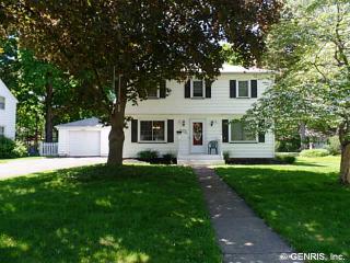 1729 Winton Rd, Rochester, NY 14609-3357