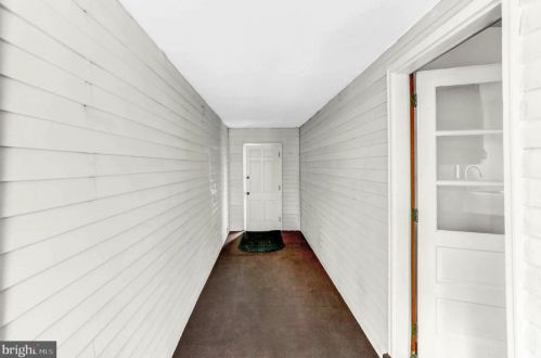 822 Broadway, Hanover PA  17331-2015 exterior