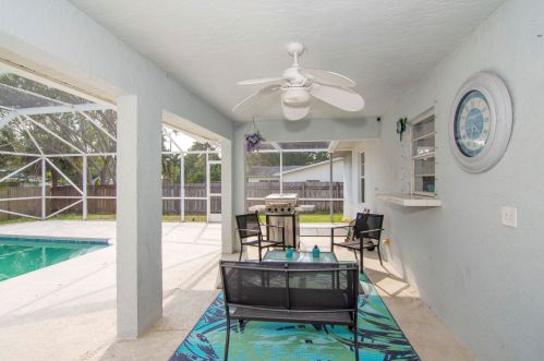 6505 Pensacola Rd, Fort Pierce FL  34951-1500 exterior